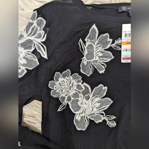 I.N.C sweatshirt - Picture 2 of 4